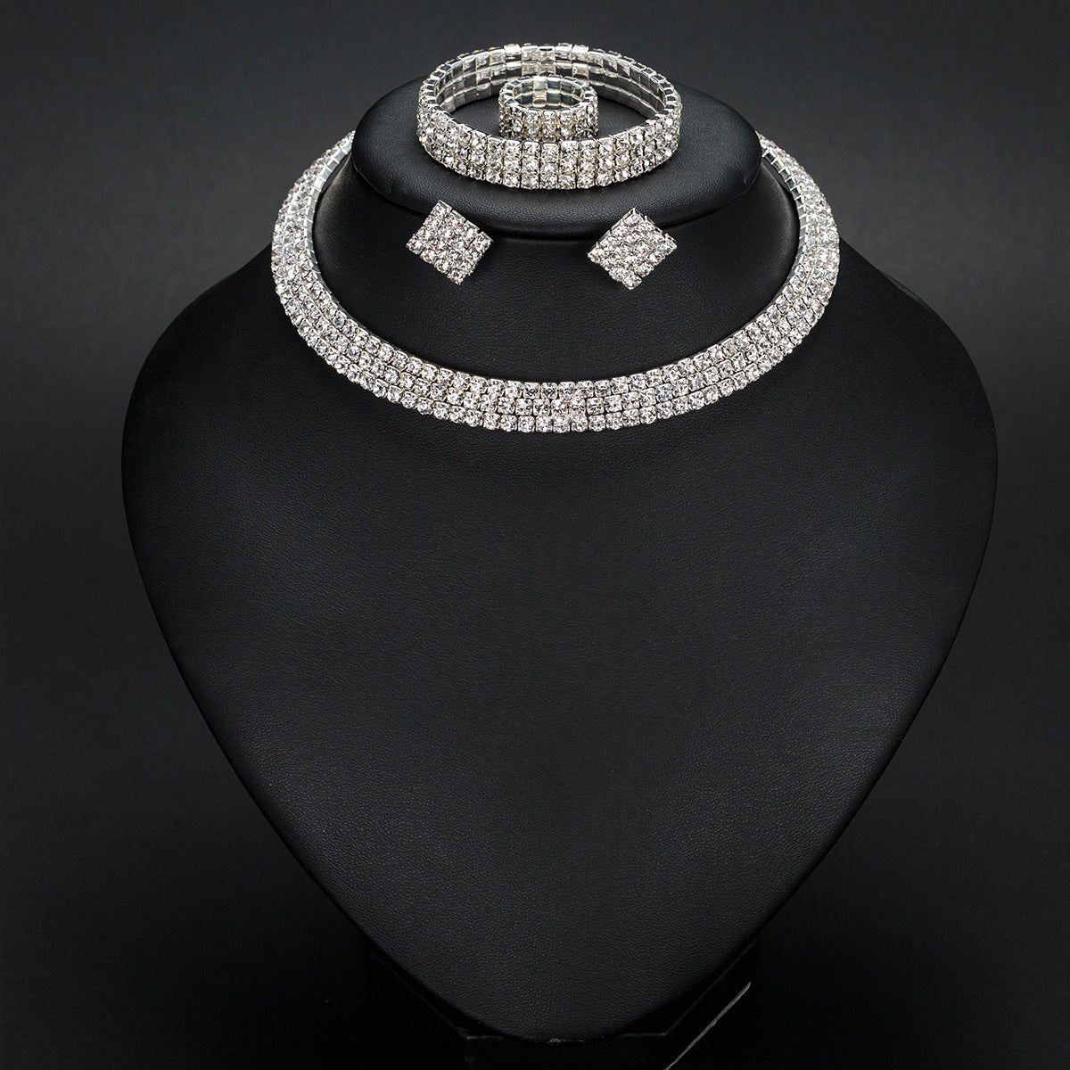 Pristine Pave Set