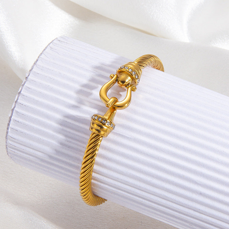 Anchor Chain Bracelet