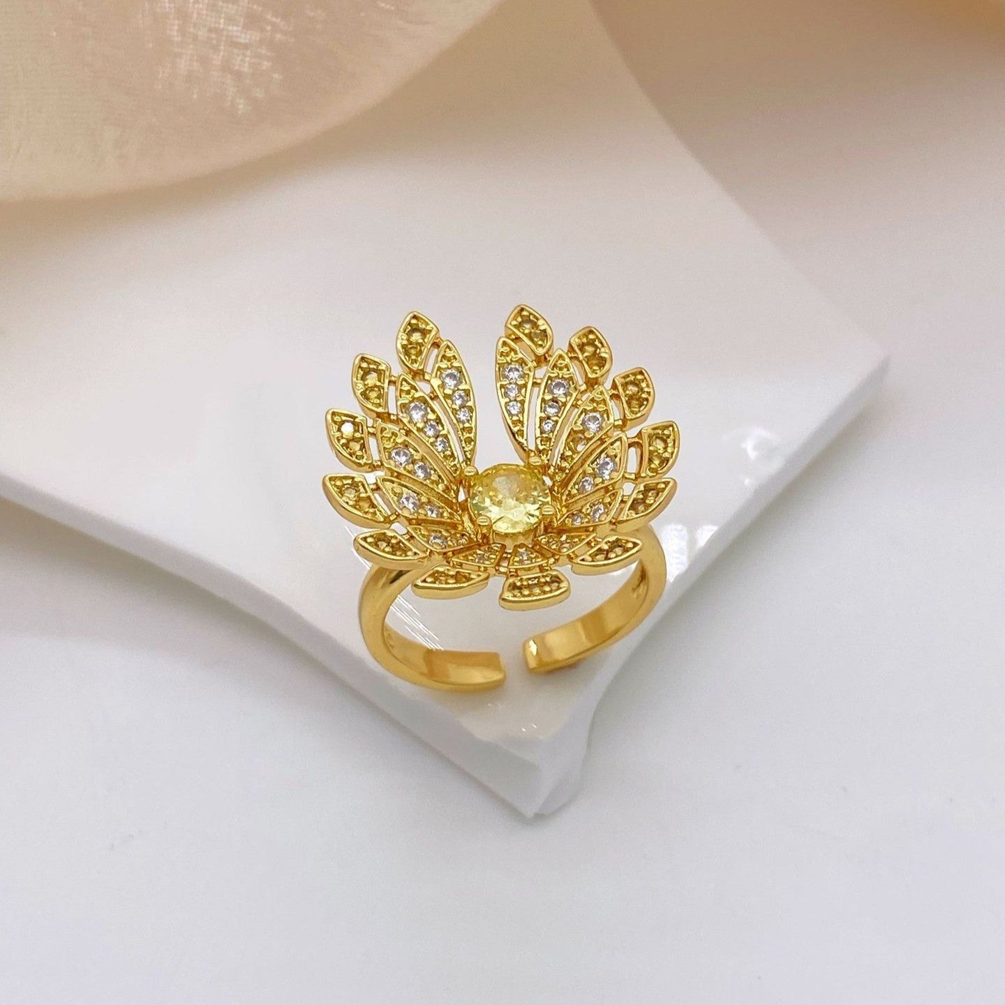 Astrea Floral Ring