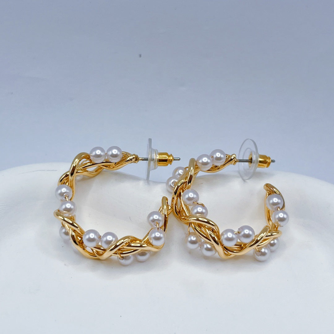 Braid Pearl Earring
