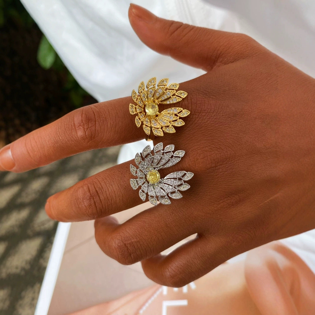 Astrea Floral Ring
