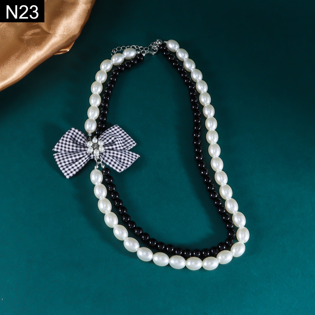 Pearl Tie Necklace