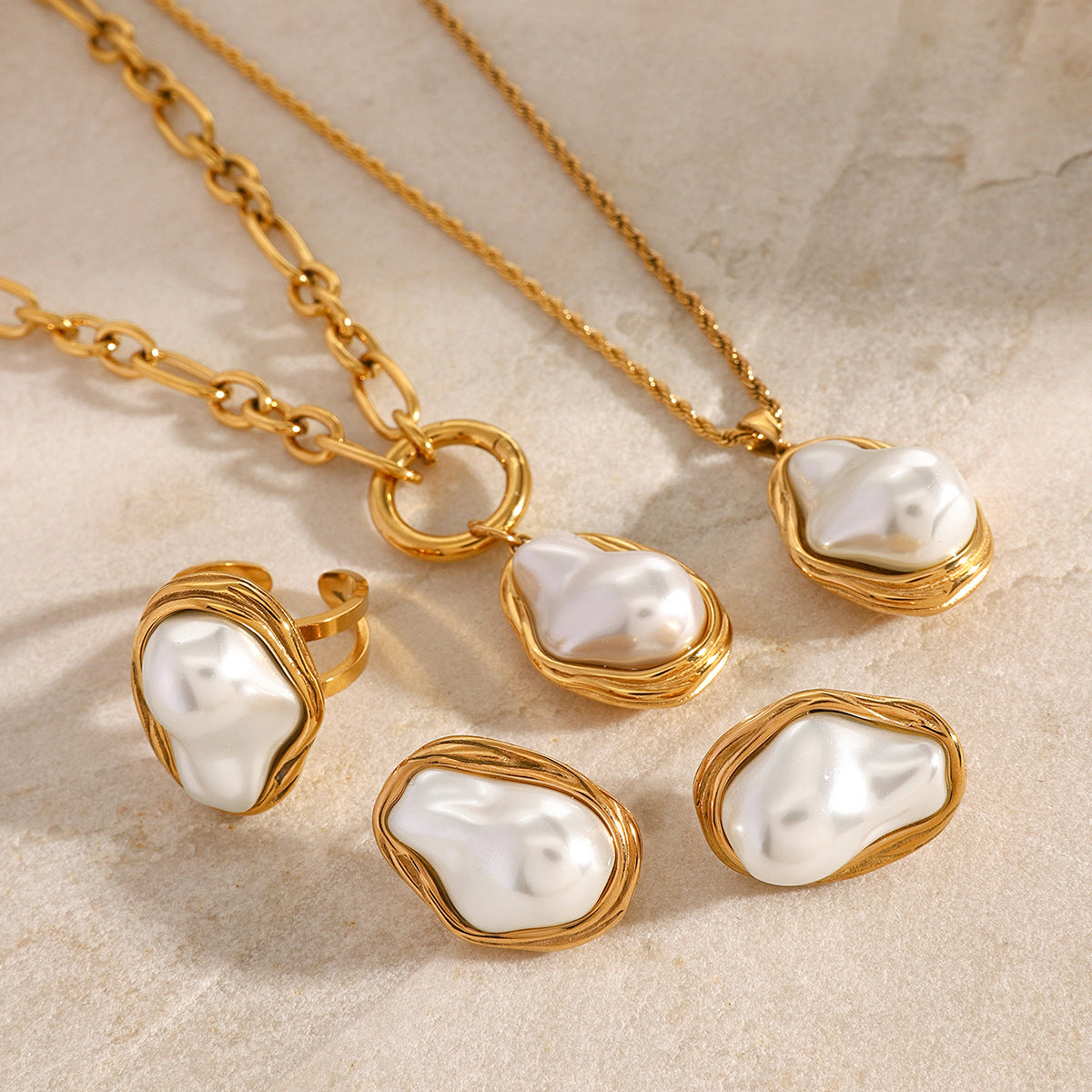 Haloed Baroque Pearl Set