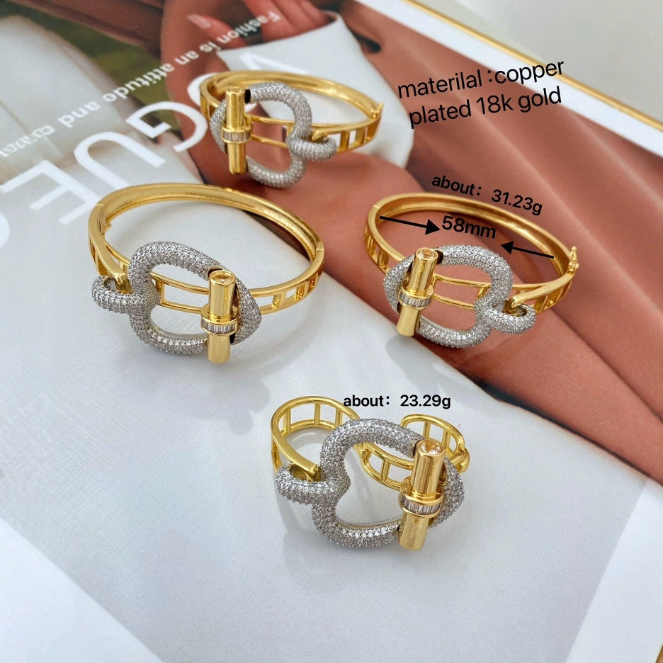 Buckle and Bar Set