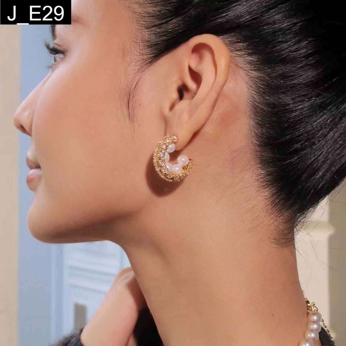 Cosmic Pearl Earring