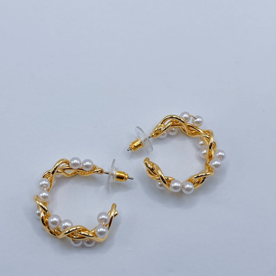 Braid Pearl Earring