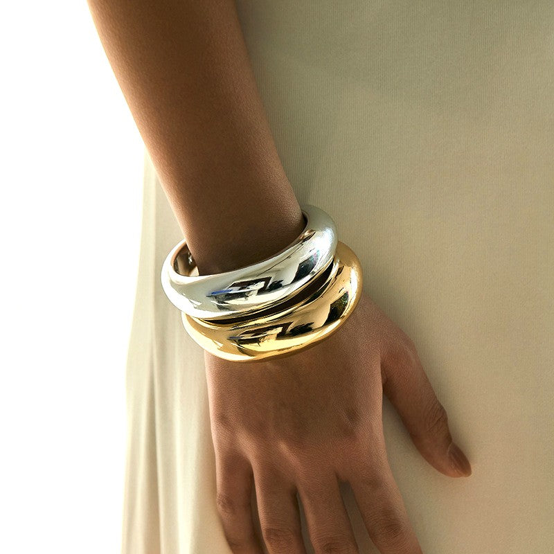 Pebble Handcuff