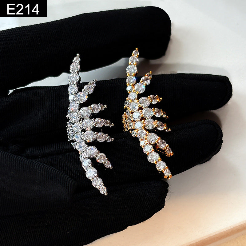 Frost Feather Earcuff - E214