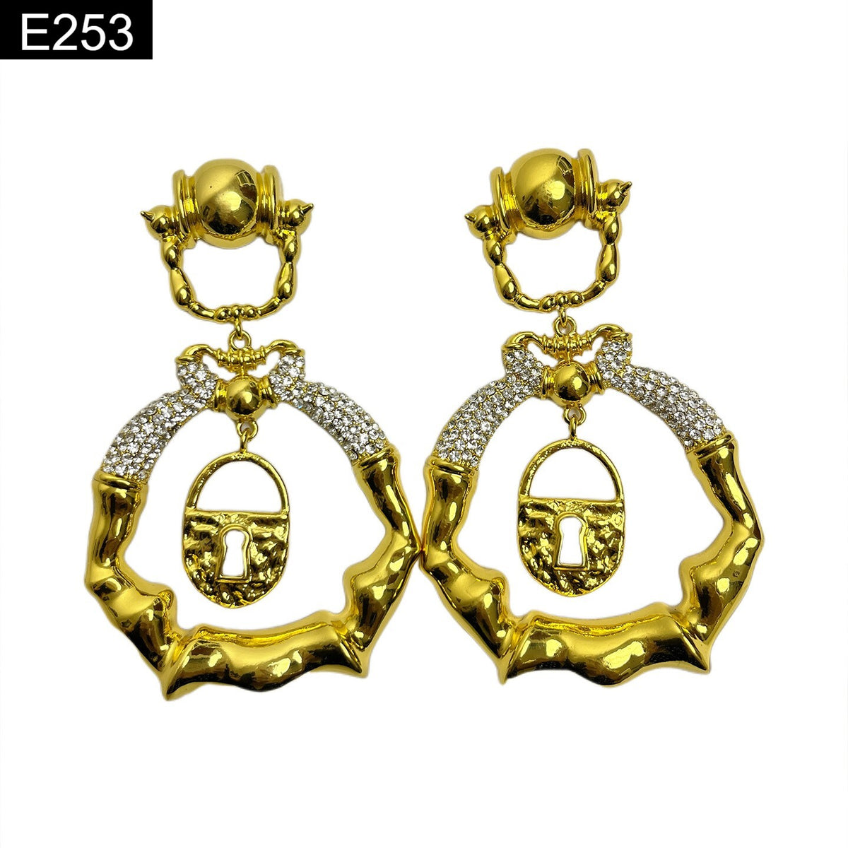 Vaulted Hoop Earring - E253