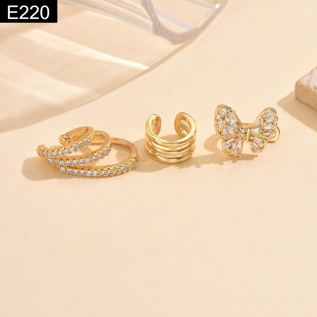 Visenya Earcuff - E220