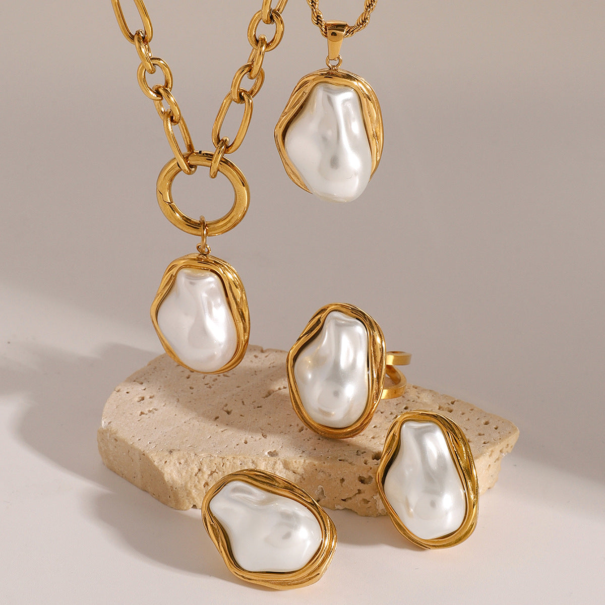 Haloed Baroque Pearl Set