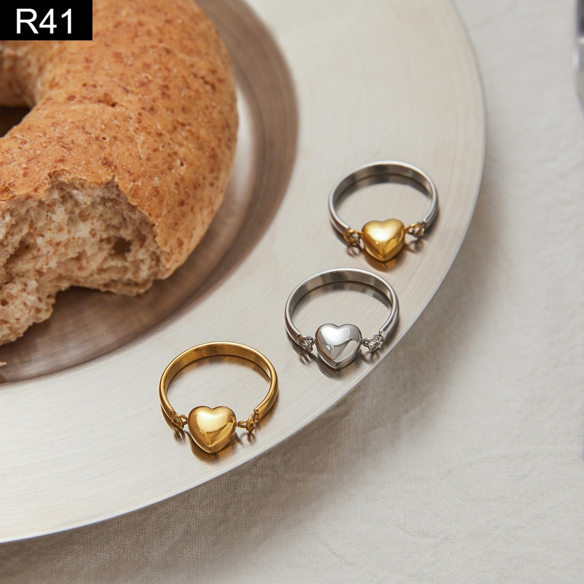 Amore Puffed Rings - R41