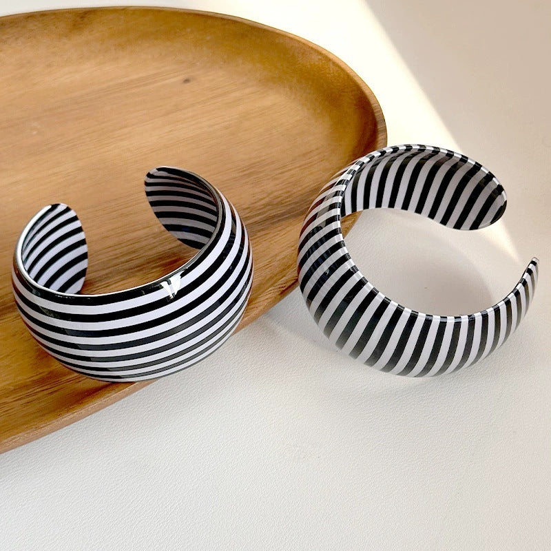 Zebra Wave Bracelet