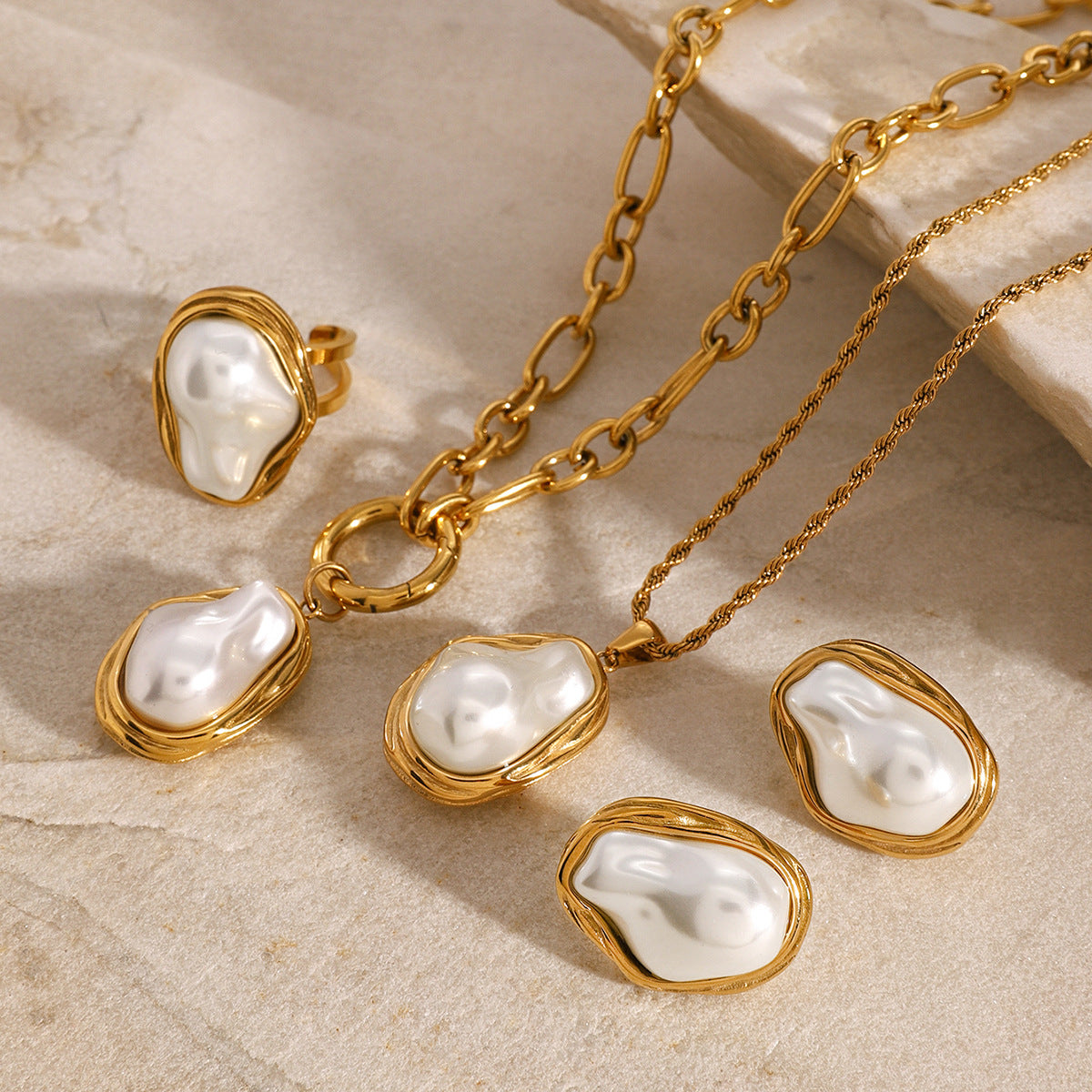Haloed Baroque Pearl Set