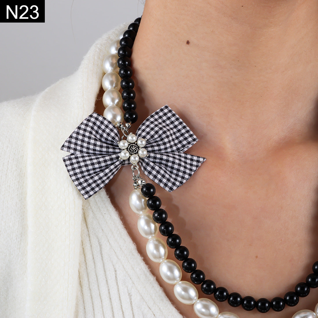 Pearl Tie Necklace