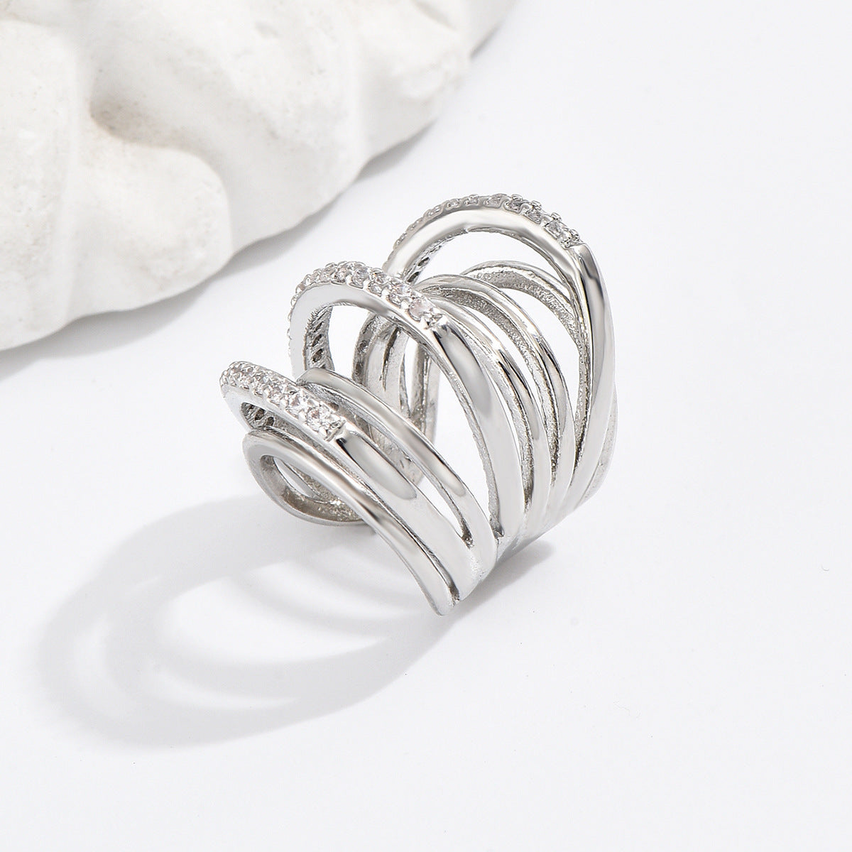 Radiant Rib Earcuff