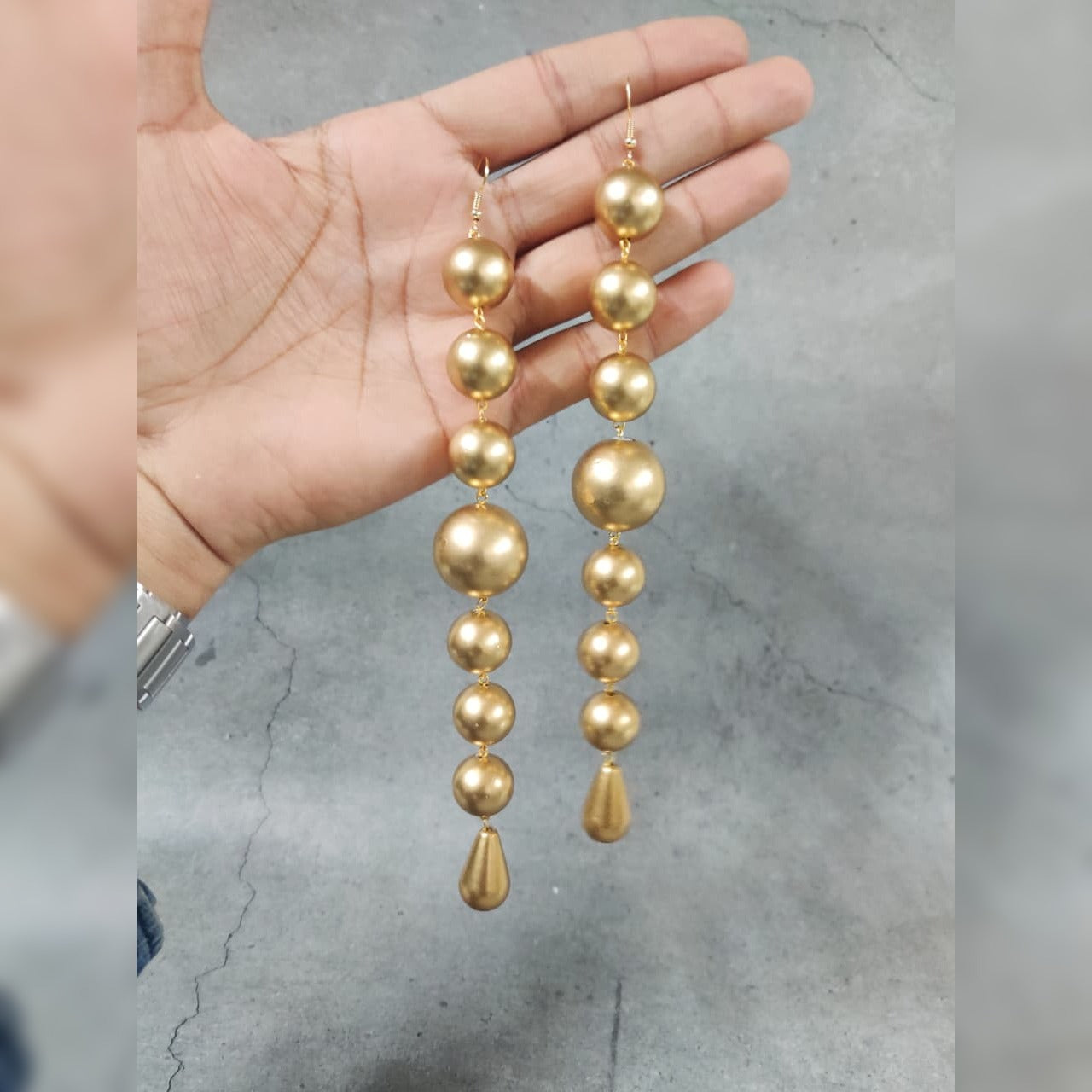 Solaria Matte Gold Linear Bead Earring