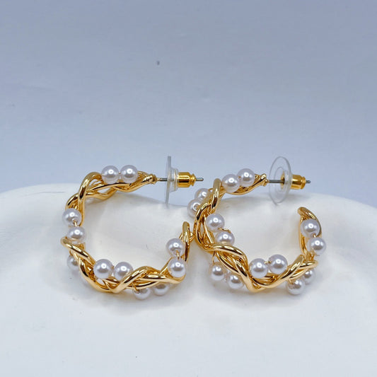 Braid Pearl Earring