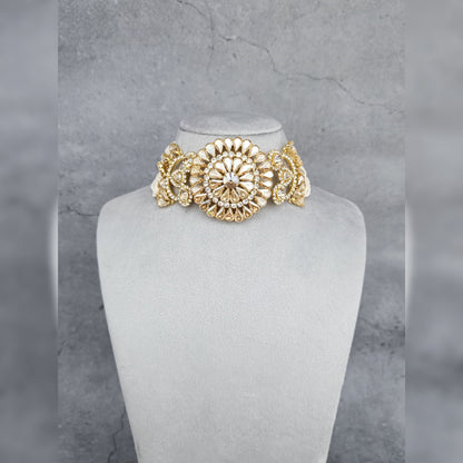 Rehana Classic Choker