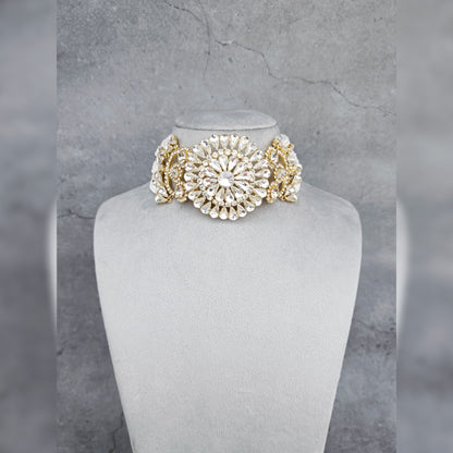 Rehana Classic Choker