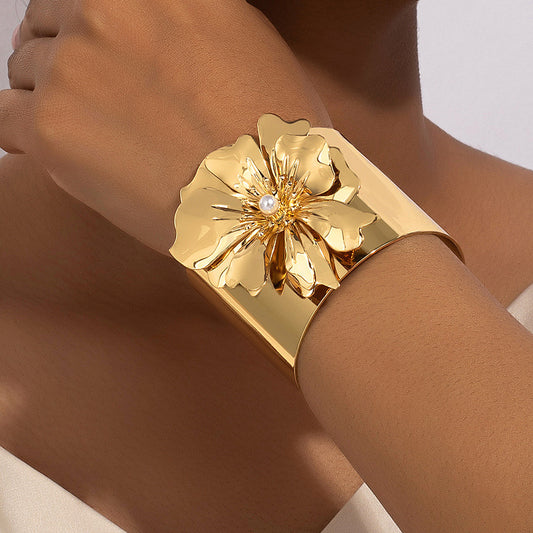 Lumiflora Statement Handcuff