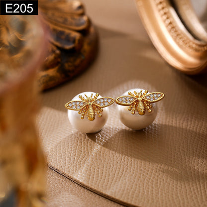 Pearl Bee Earring - E205