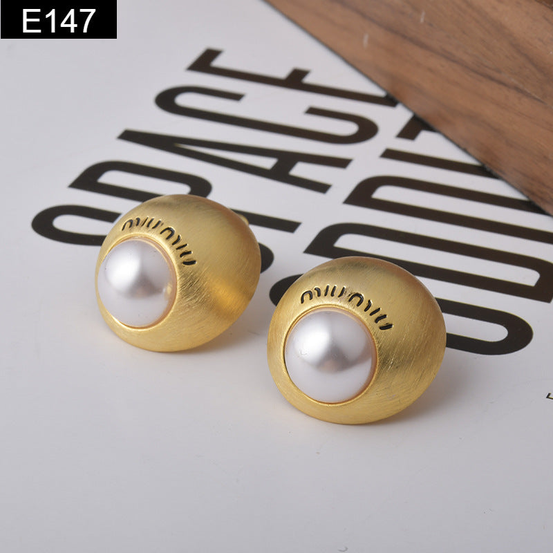 Matte Dome Earring - E147