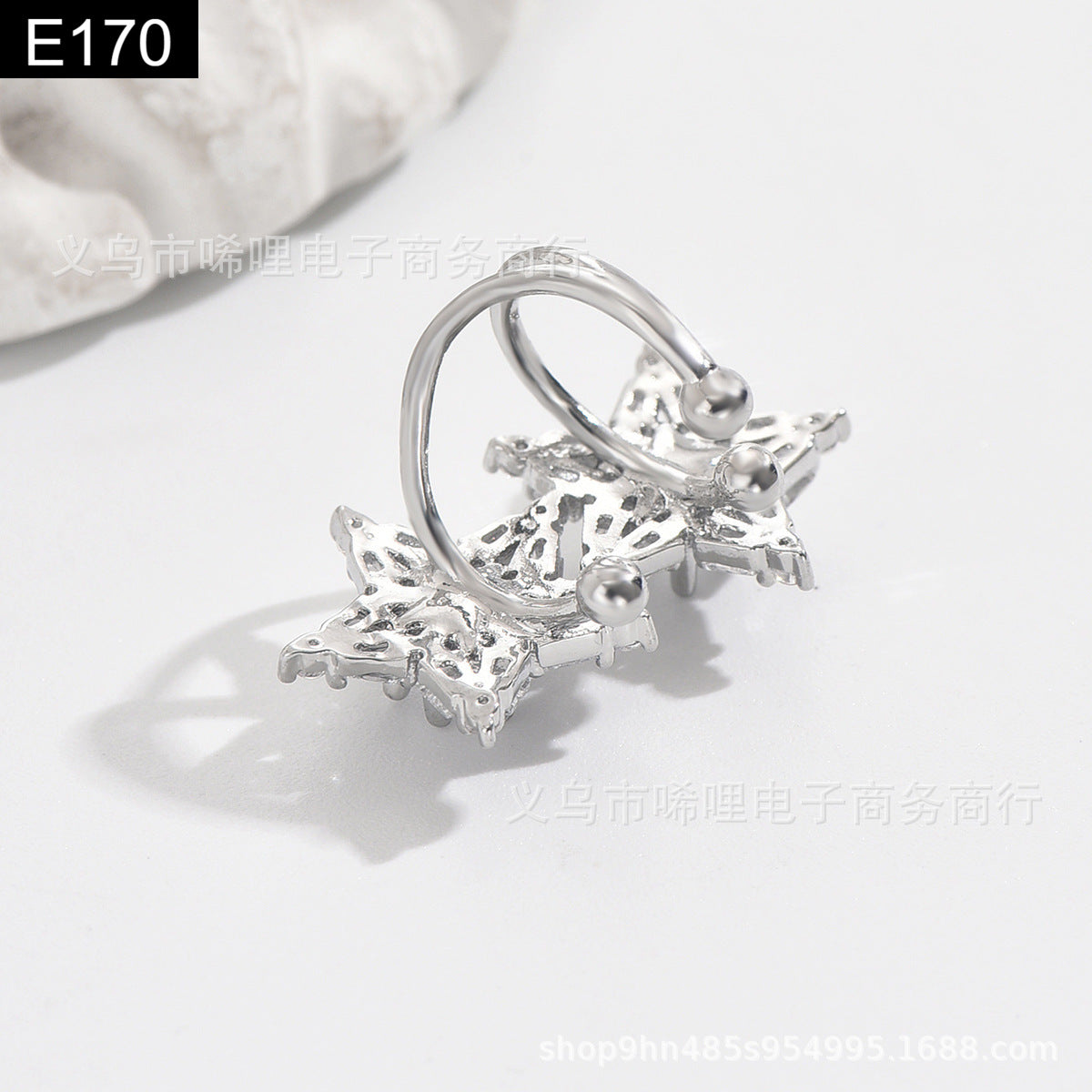 Twinkle Star Earcuff - E170