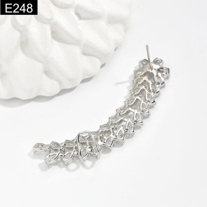 Aurelian Vine Earcuff - E248