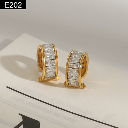 Baguette Petite Earcuff - E202