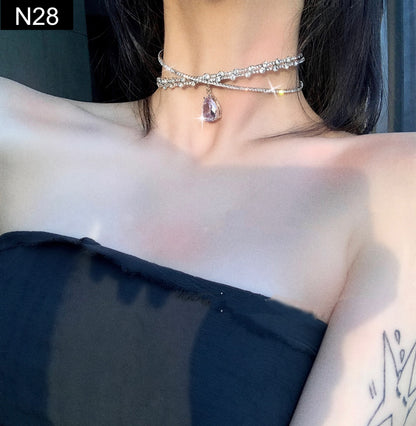 Drop Pendant Choker - N28