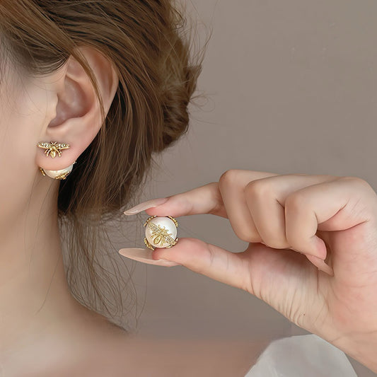 Pearlbee Stud Earring