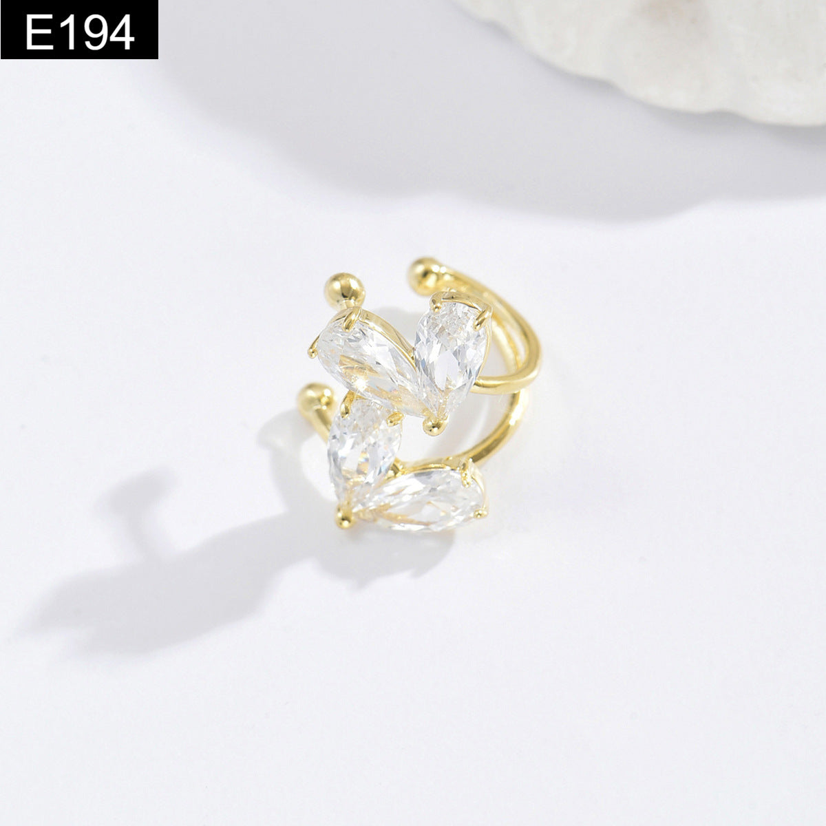 Elsa Wing Earcuff - E194