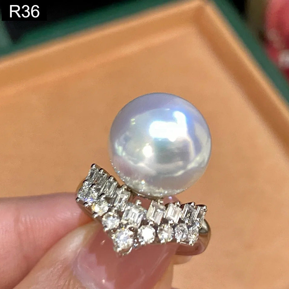 Regal Crown Ring - R36