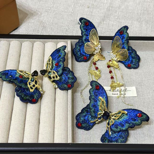 Retro Wings Earring