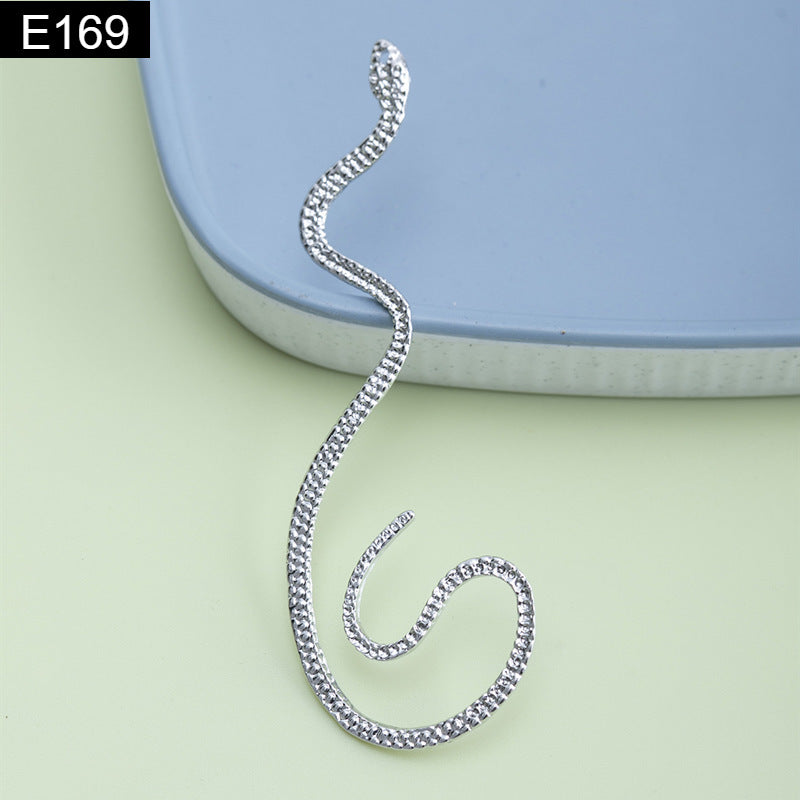 Medusa Earcuff - E169