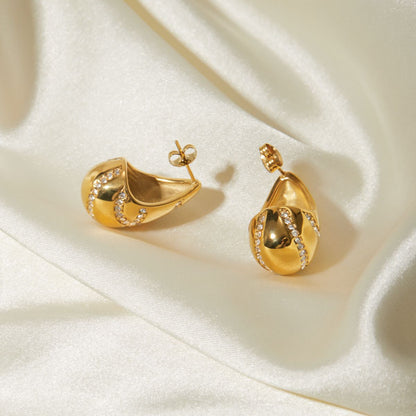 Duchess Drop Earring