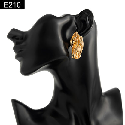 Golden Wave Earring - E210