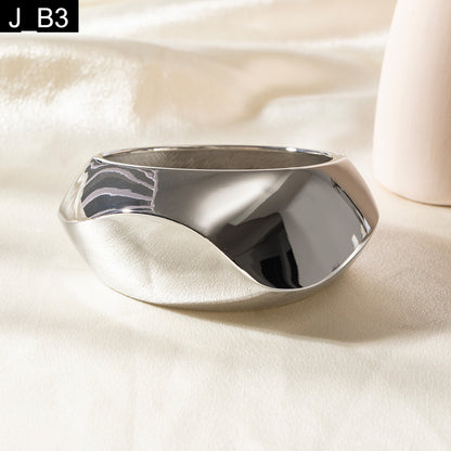 Mercury Ripple Bracelet Stack