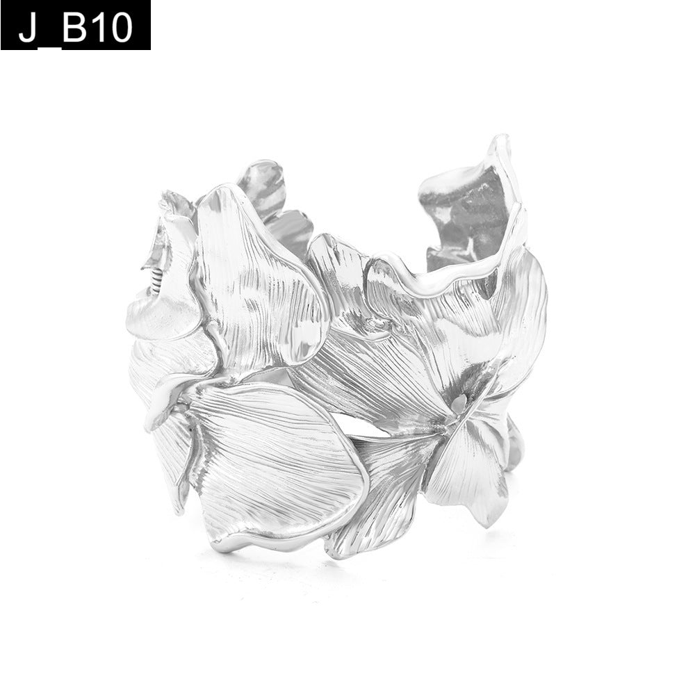 Daphne Floral Handcuff
