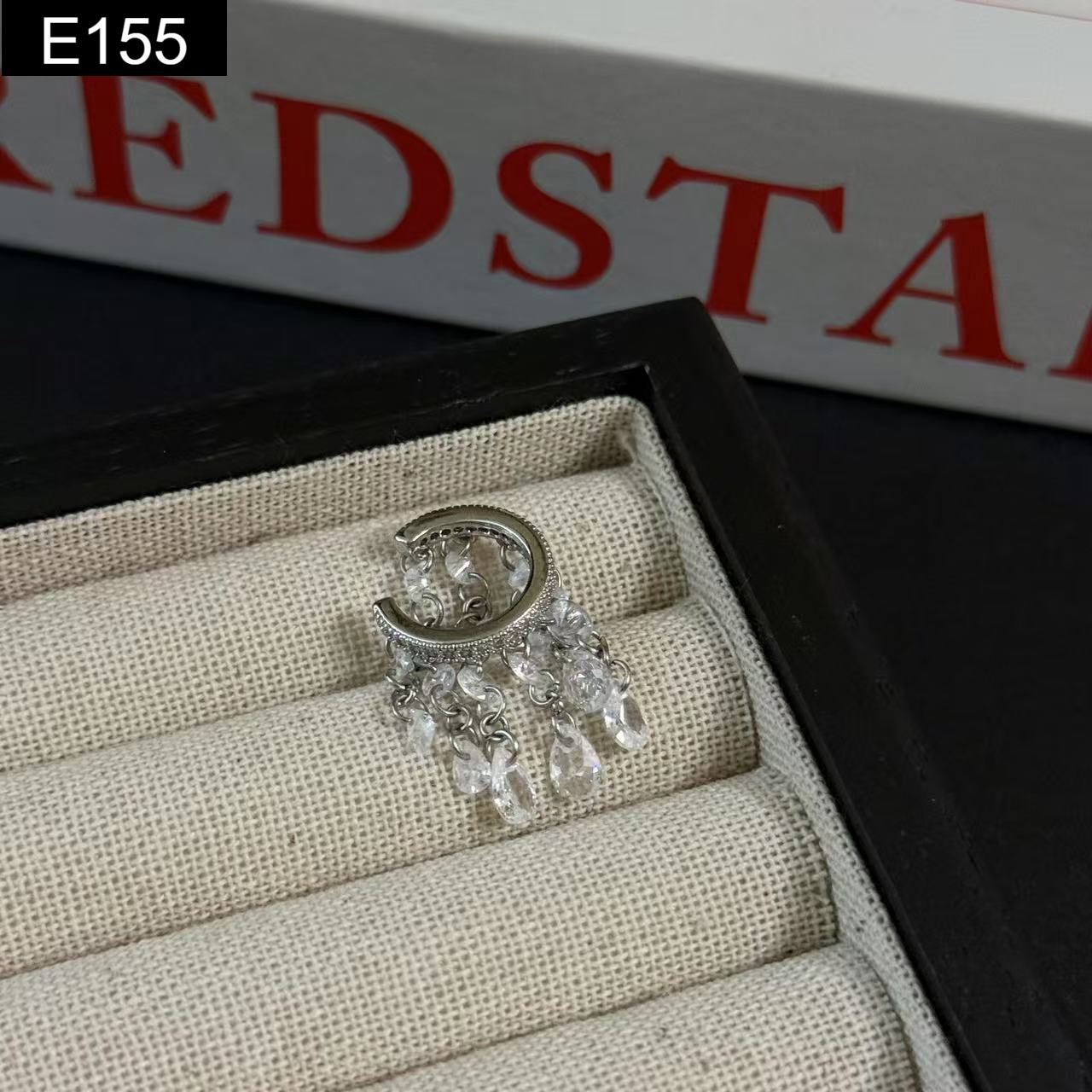 Raindrop Earcuff - E155