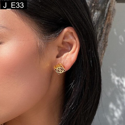 Anagram Cube Studs
