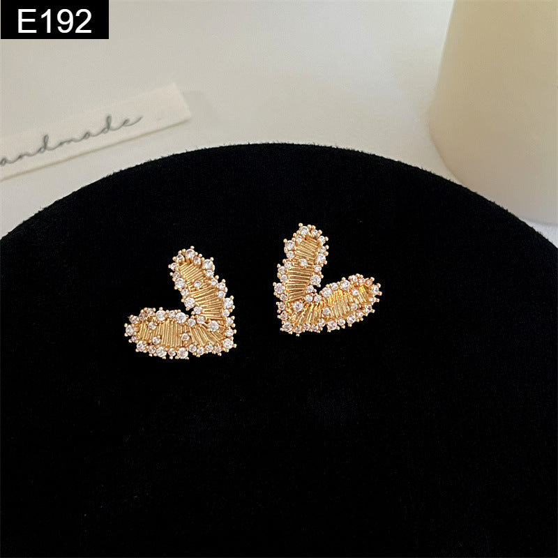Love Light Stud Earring - E192