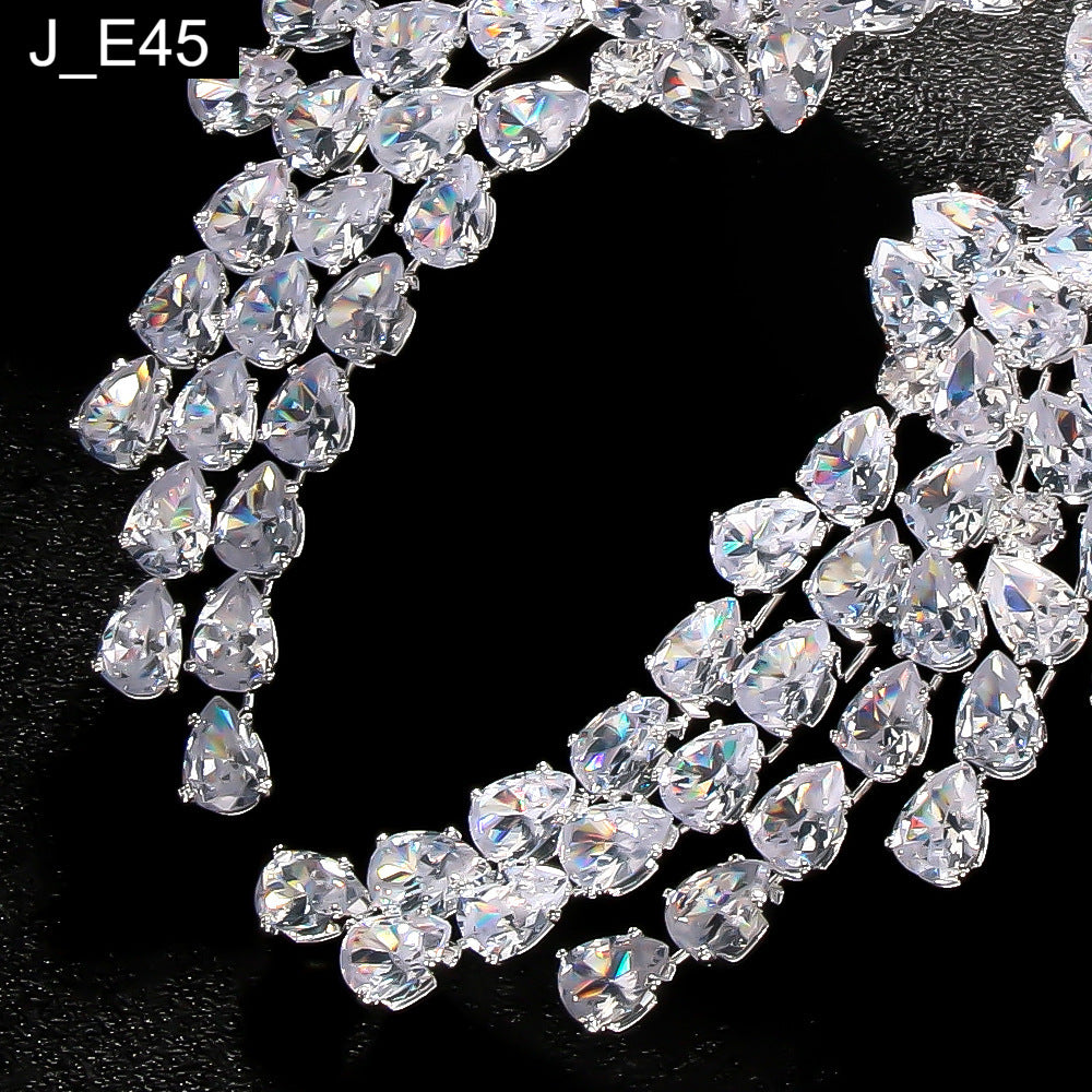 Ice Spray Earring