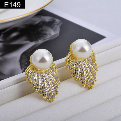 Pearl Crystal Leaf Earring - E149