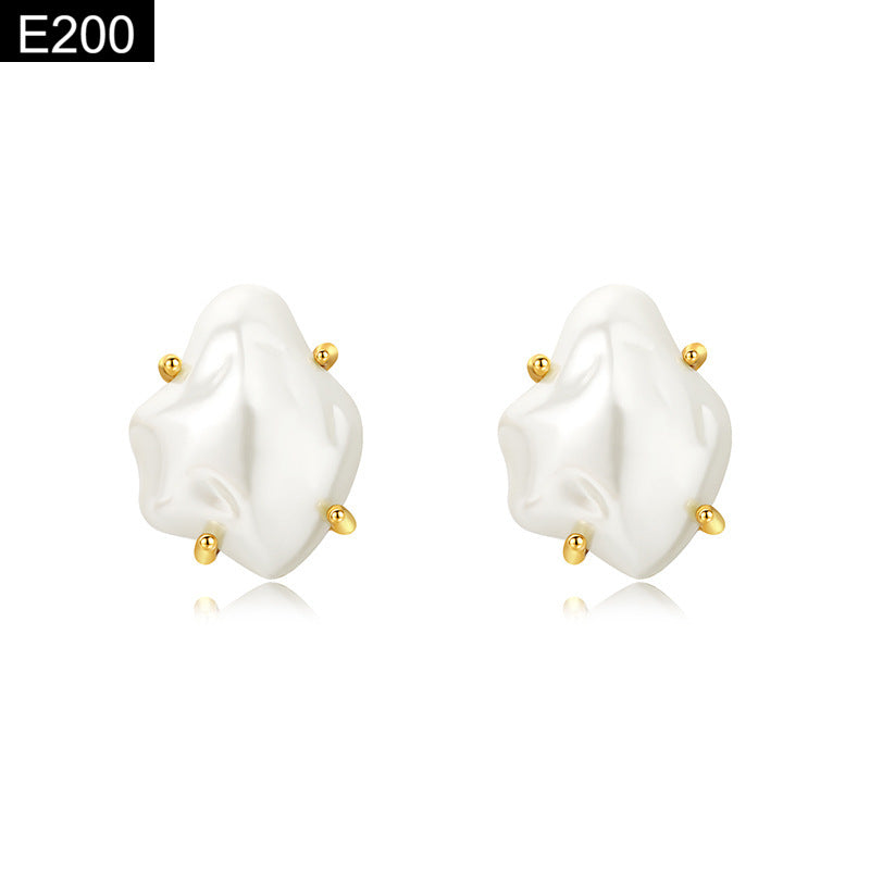 Pearl Stud Earring - E200