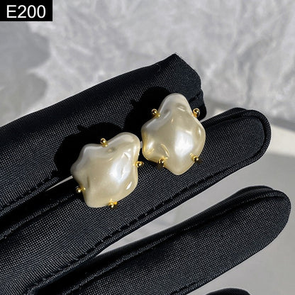 Pearl Stud Earring - E200