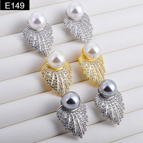 Pearl Crystal Leaf Earring - E149