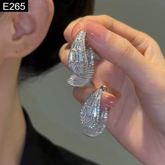 Baguette Beam Earring - E265