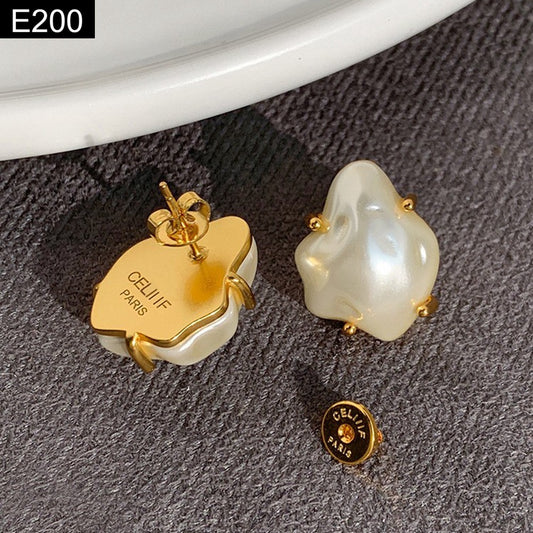 Pearl Stud Earring - E200